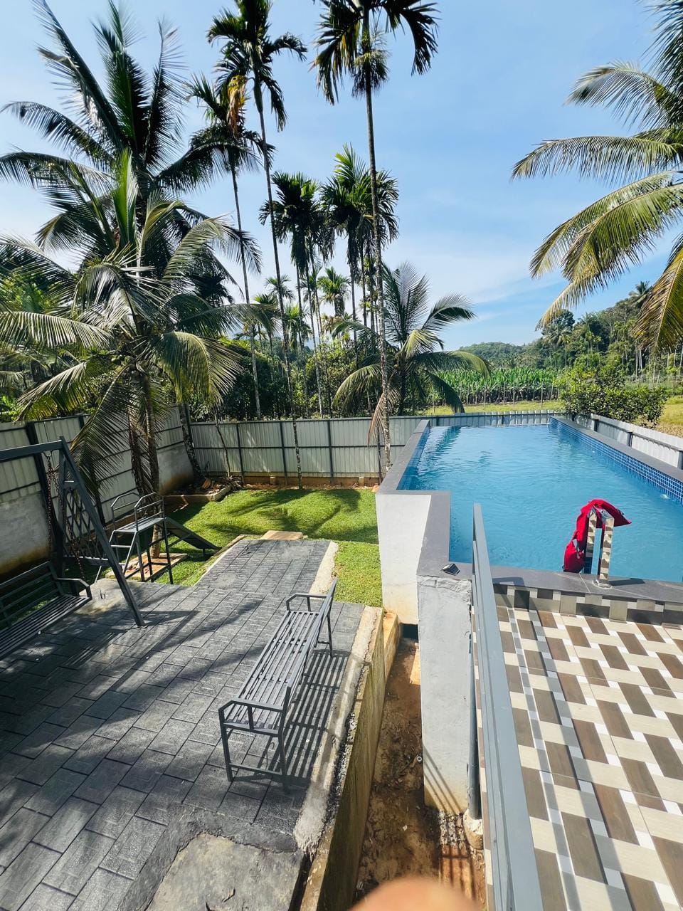 Private pool