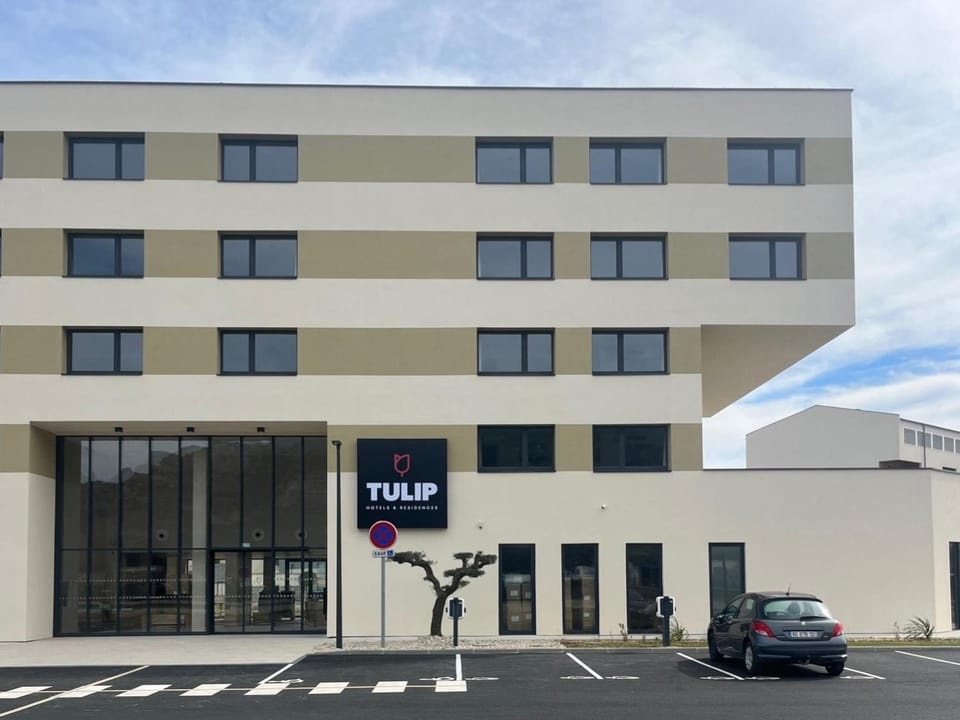 Tulip Hotels & Residences - Valence Sud Guilherand Granges Hotel in Valence