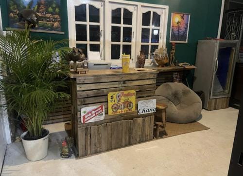 Nok Guesthouse & Hostel Hostel in Ko Tao