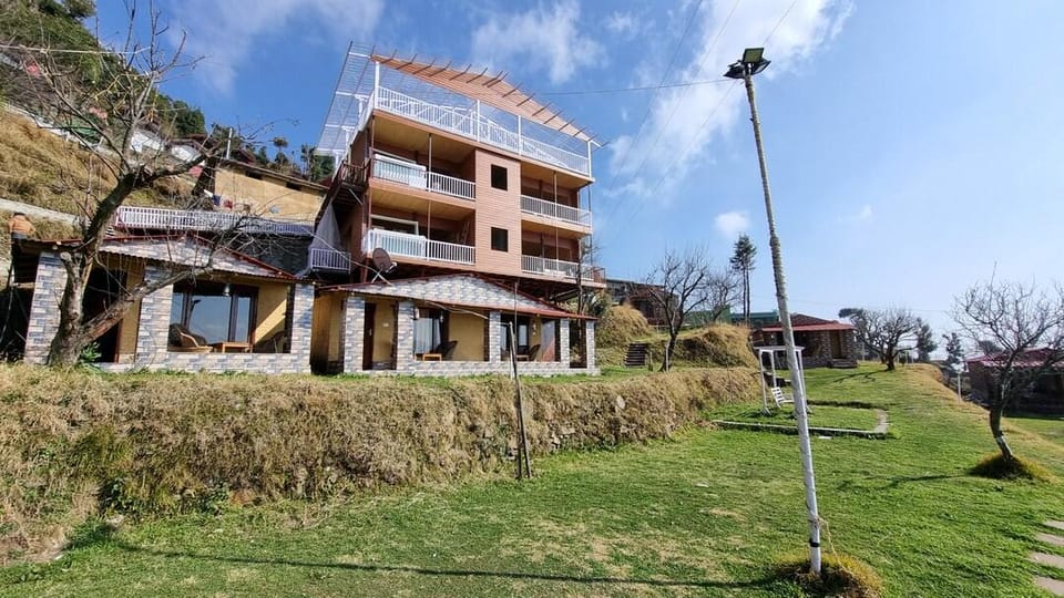 The Hillans Resort And Cottage Resort in Uttarakhand
