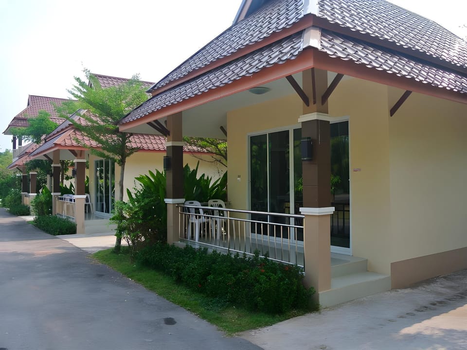 Thararin Resort Resort in Laos