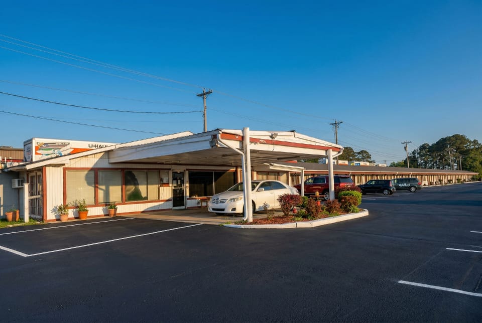 Capri Inn Little Rock Benton I-30 Hotel in Arkansas