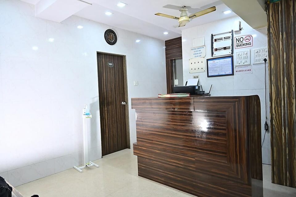 Hotel Shree Residency  Hotel in Thane