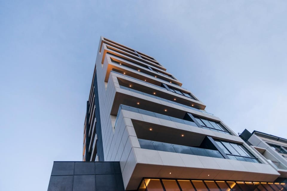 8010 Urban Living- Luxury Home Experience Apartment hotel in Bogota