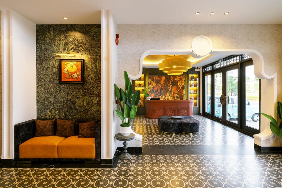 Cao Boutique Hotel Bed and Breakfast in Laos