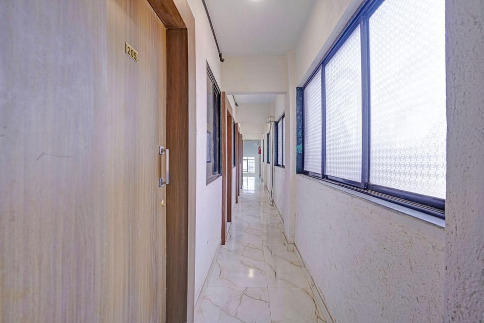 FabHotel Red Rose Palghar Hotel in Maharashtra