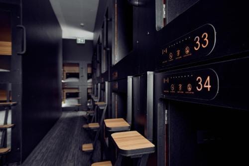 Capsule Hotel Montreal Hostel in Laval