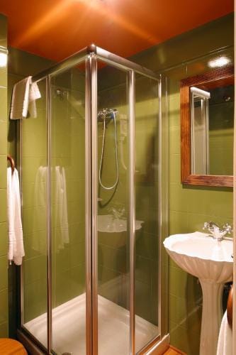 Hotel Avenida Real Hotel in Villaviciosa