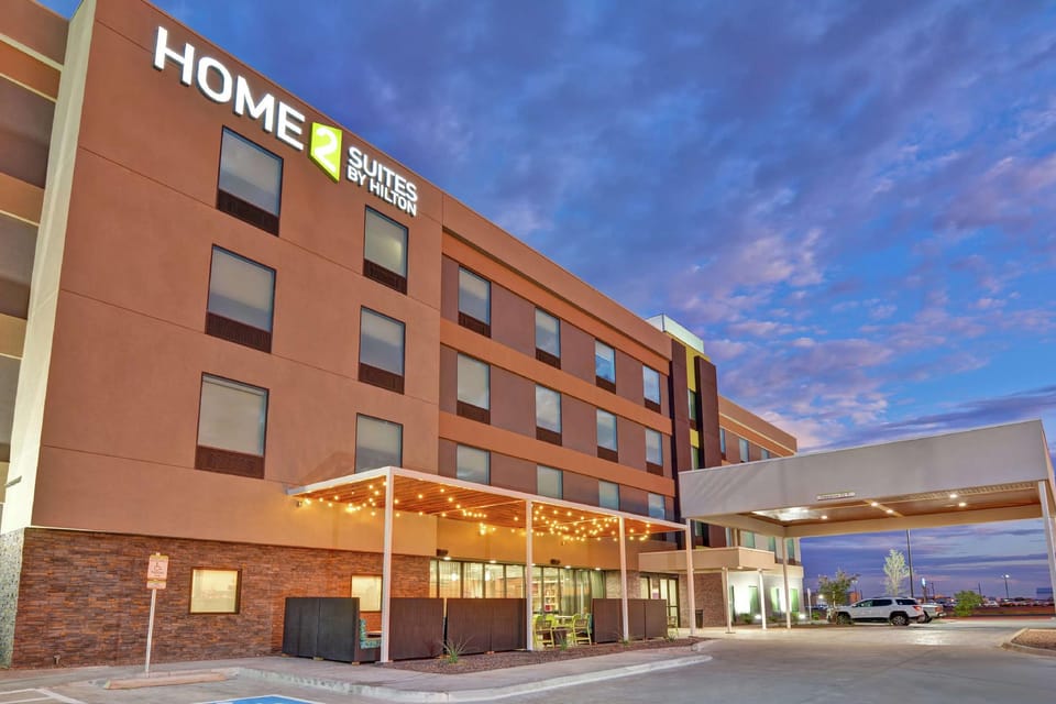 Home2 Suites by Hilton Pecos Hotel in Pecos