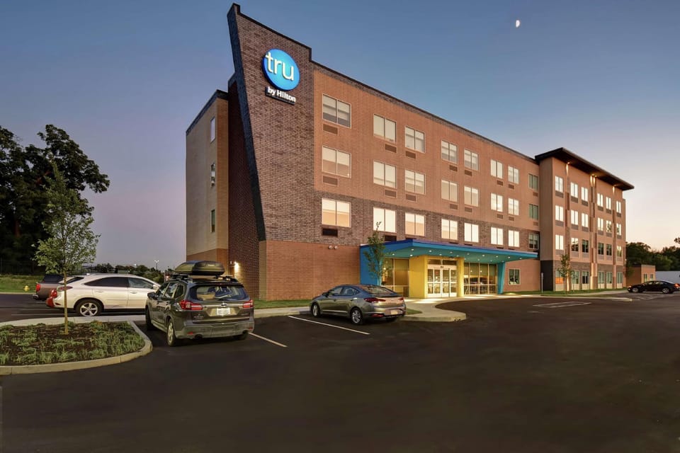 Tru by Hilton Cincinnati Airport South Florence Hotel in Florence