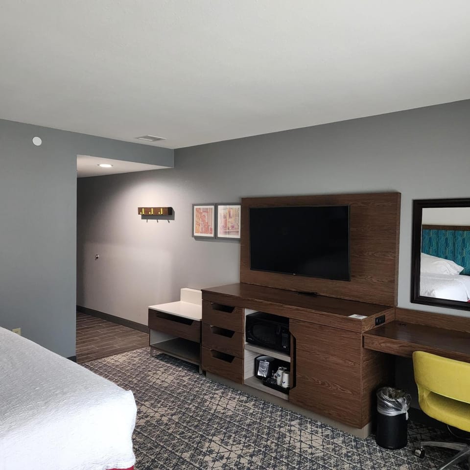 Hampton Inn & Suites Pittsburgh New Stanton Hotel in Pennsylvania
