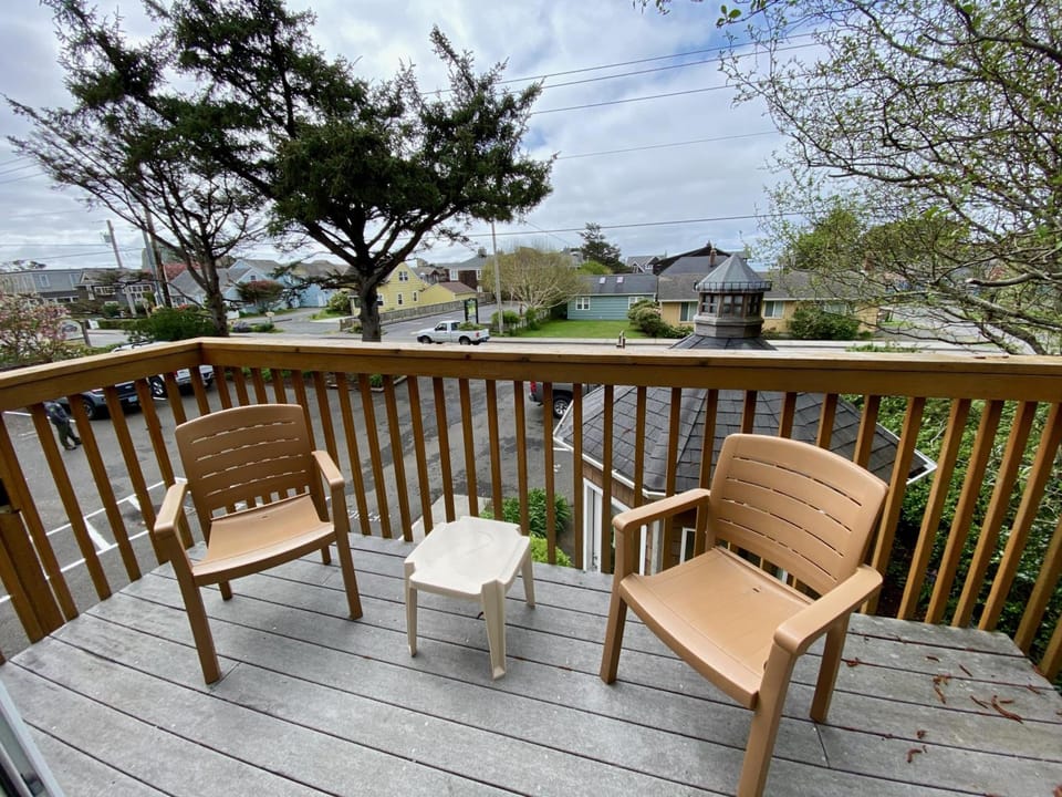 Lighthouse Inn Hotel in Tolovana Park
