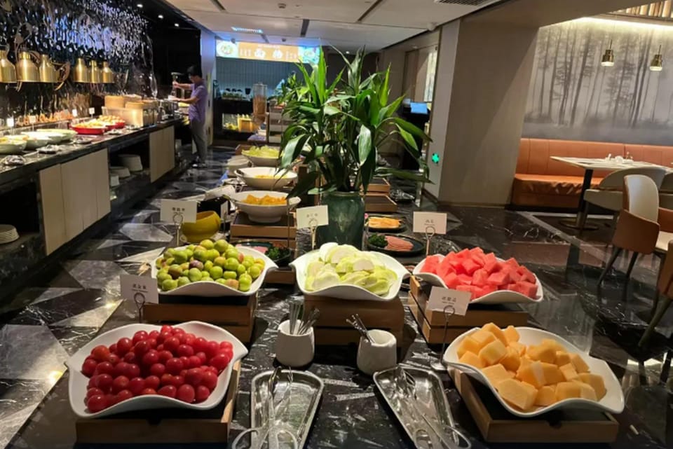 THE AMBER HOUSE SHENZHEN-HUAWEI Base Hotel in Shenzhen