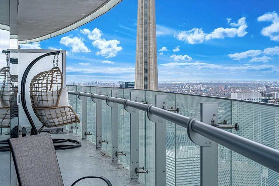The Harbour Toronto Apartment hotel in Toronto
