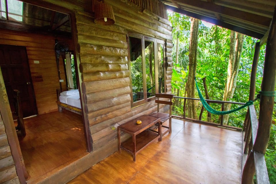 Khao Sok Riverside Cottages Lodge in Khlong Sok