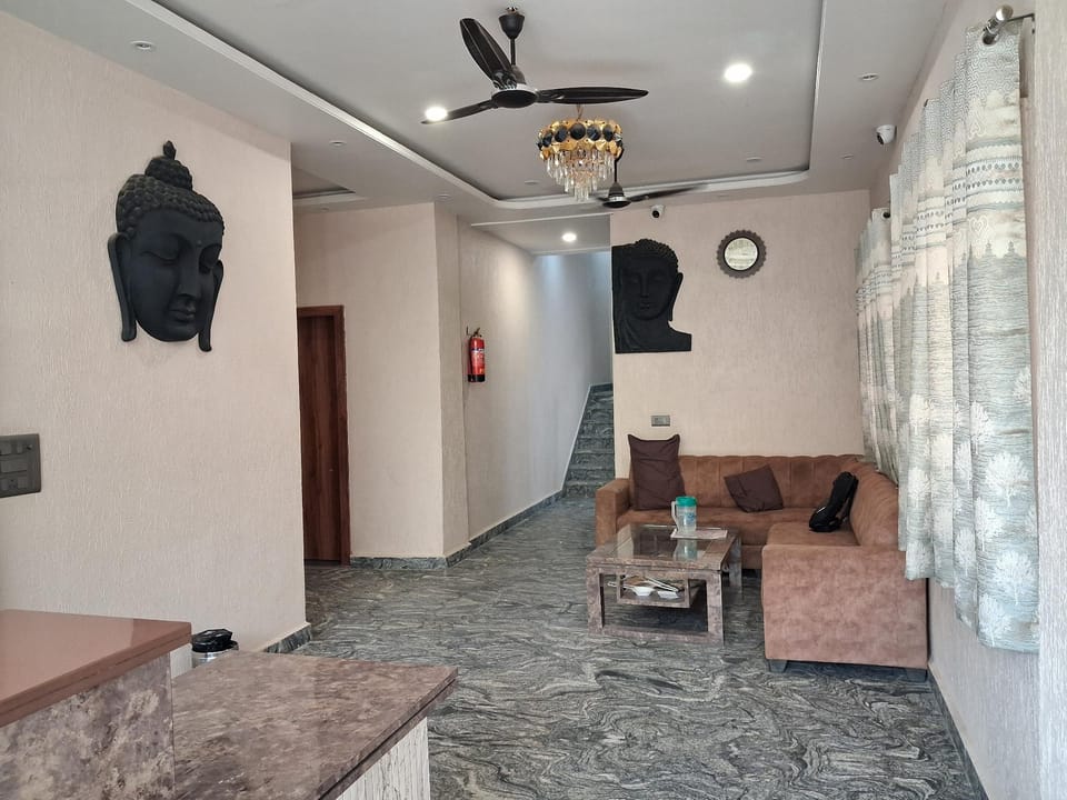 Hotel Tara Grand Hotel in Uttar Pradesh