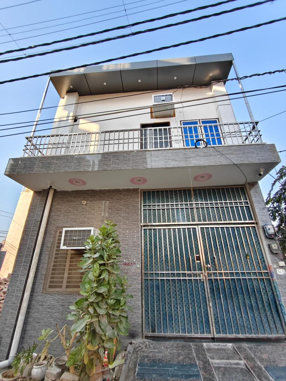 Angira Bhavan  Hotel in Uttar Pradesh