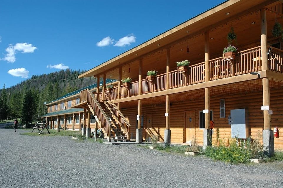 Lava Mountain Lodge Lodge in Wyoming