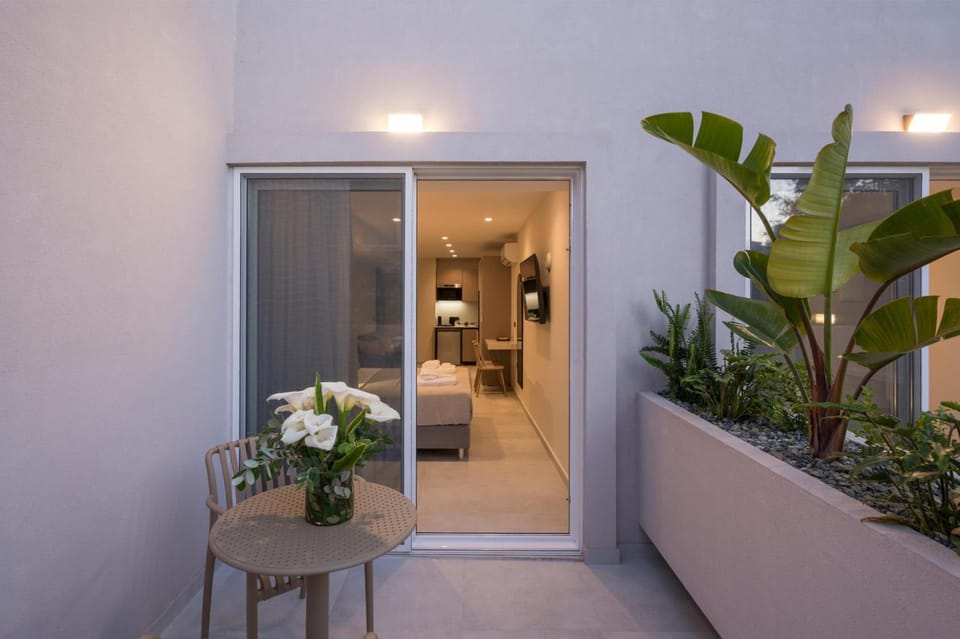 Hermes City Living Apartment hotel in Chania