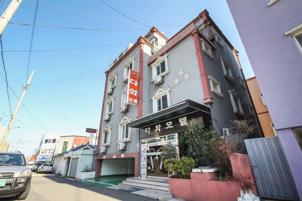 Yeosu Dawa Motel in South Korea