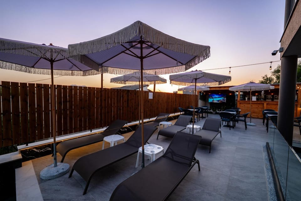 Aeris Sol Ksamil - Free Parking - Pool Hotel in Ksamil