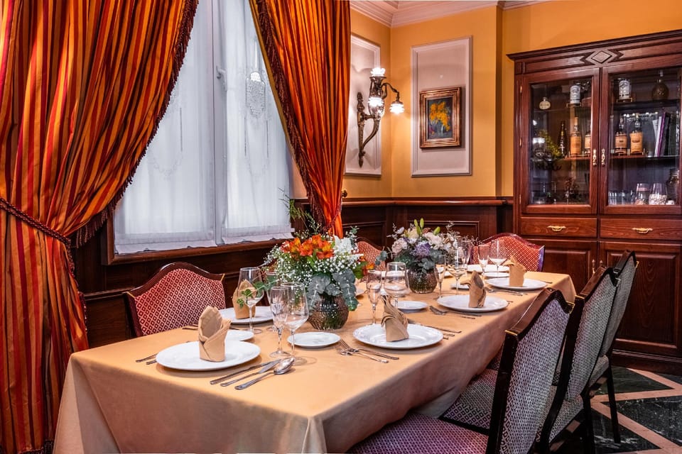 Reina Cristina Hotel Hotel in Granada
