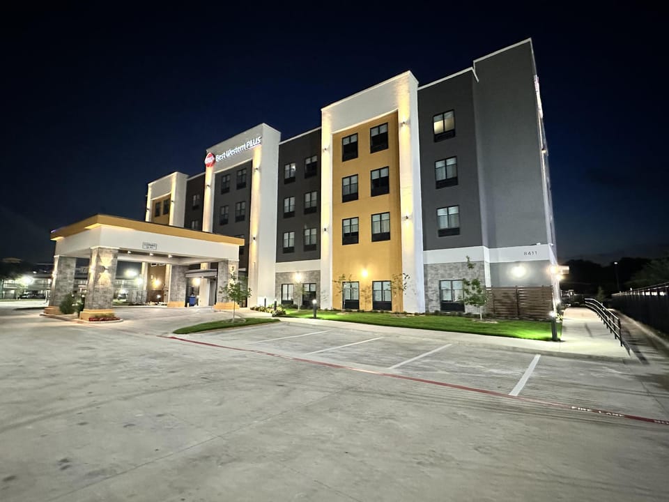 Best Western Plus Fair Park East Hotel in Dallas