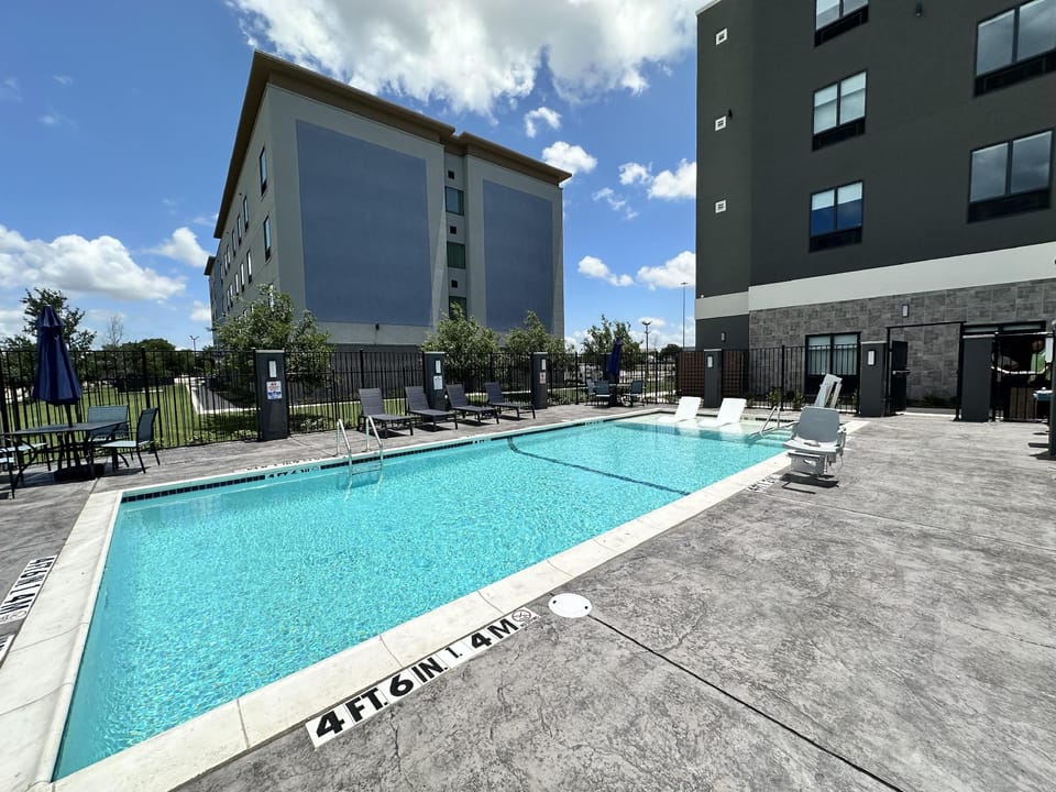 Best Western Plus Fair Park East Hotel in Dallas