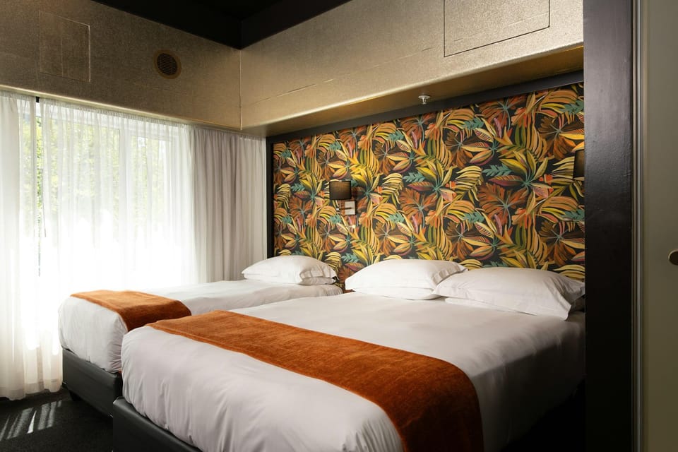 Amenity (Guest room)