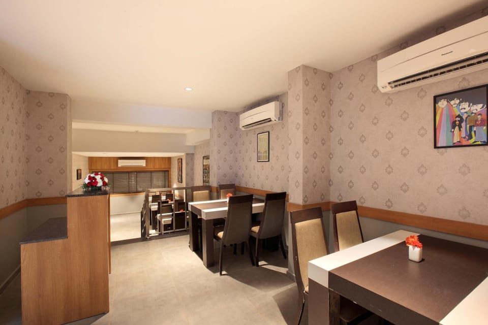 Hotel Samrat Hotel in Kerala