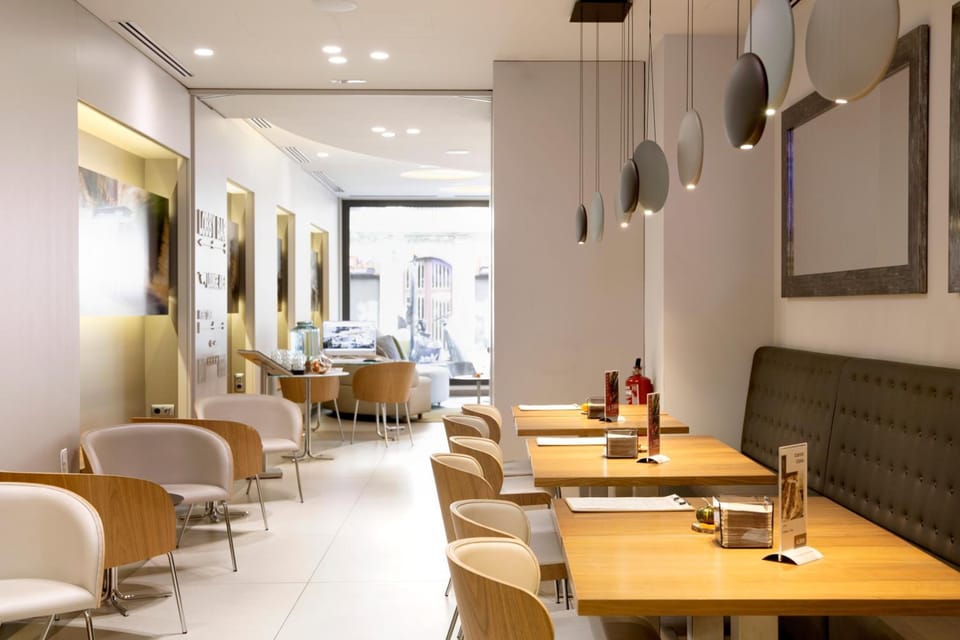 Bar/lounge