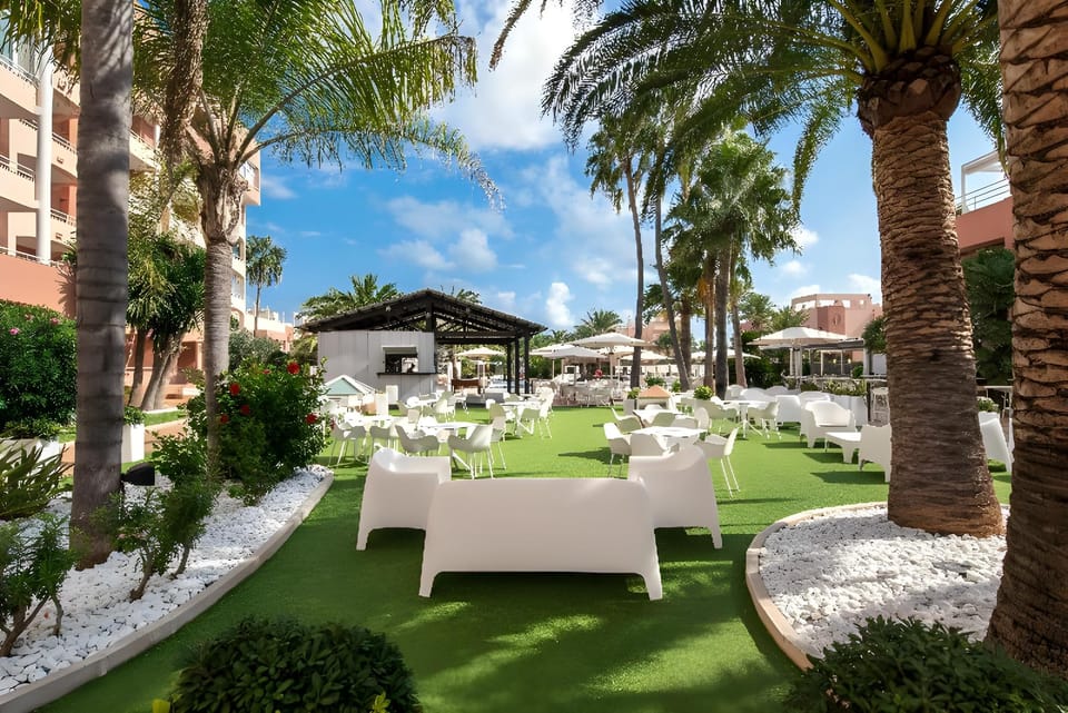 Oliva Nova Beach & Golf Hotel Hotel in Safor