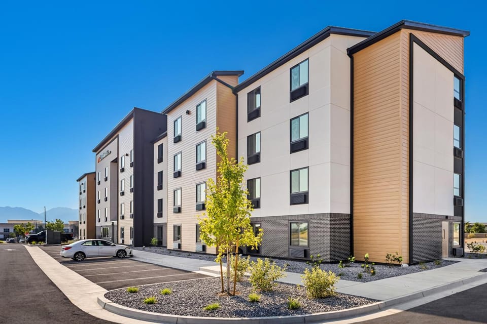 LivAway Suites Austin-San Marcos Hotel in San Marcos
