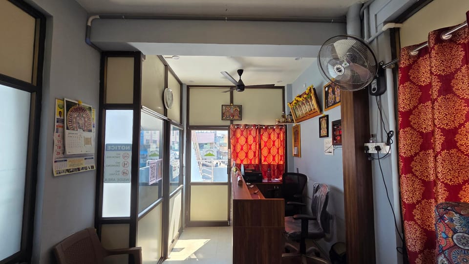 Diya Divine Stay Hostel in Tamil Nadu