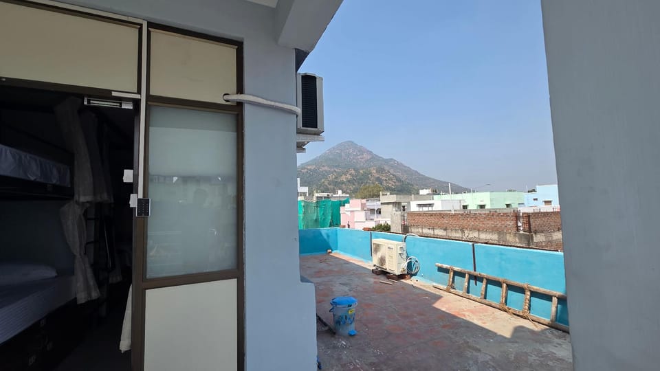 Diya Divine Stay Hostel in Tamil Nadu