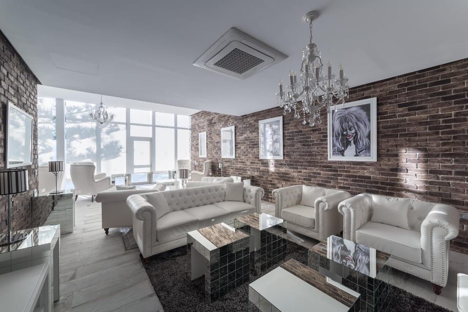 Bar/lounge
