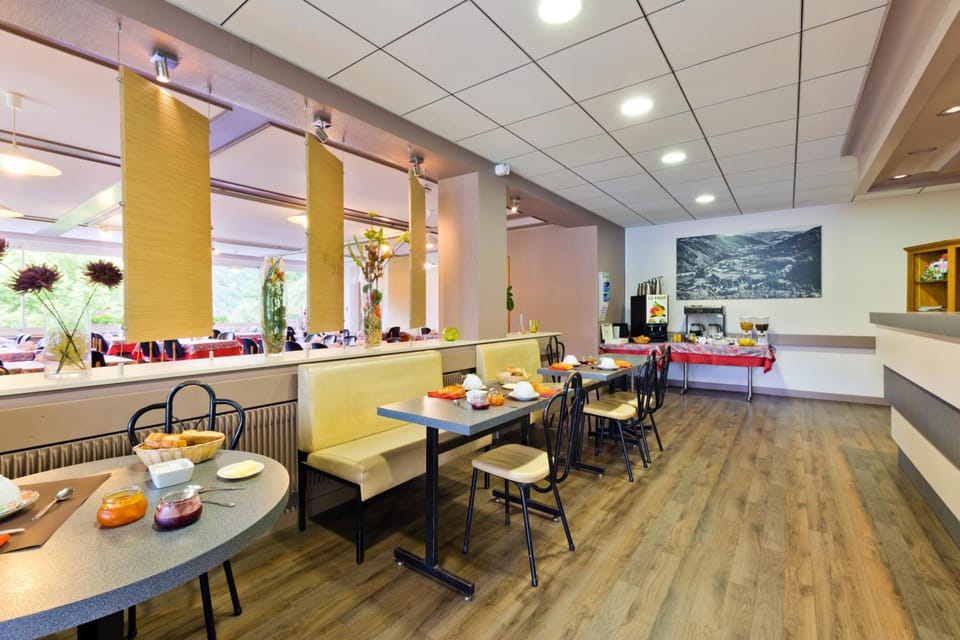 Logis Hotel Belle Vue Hotel in Auvergne-Rhône-Alpes