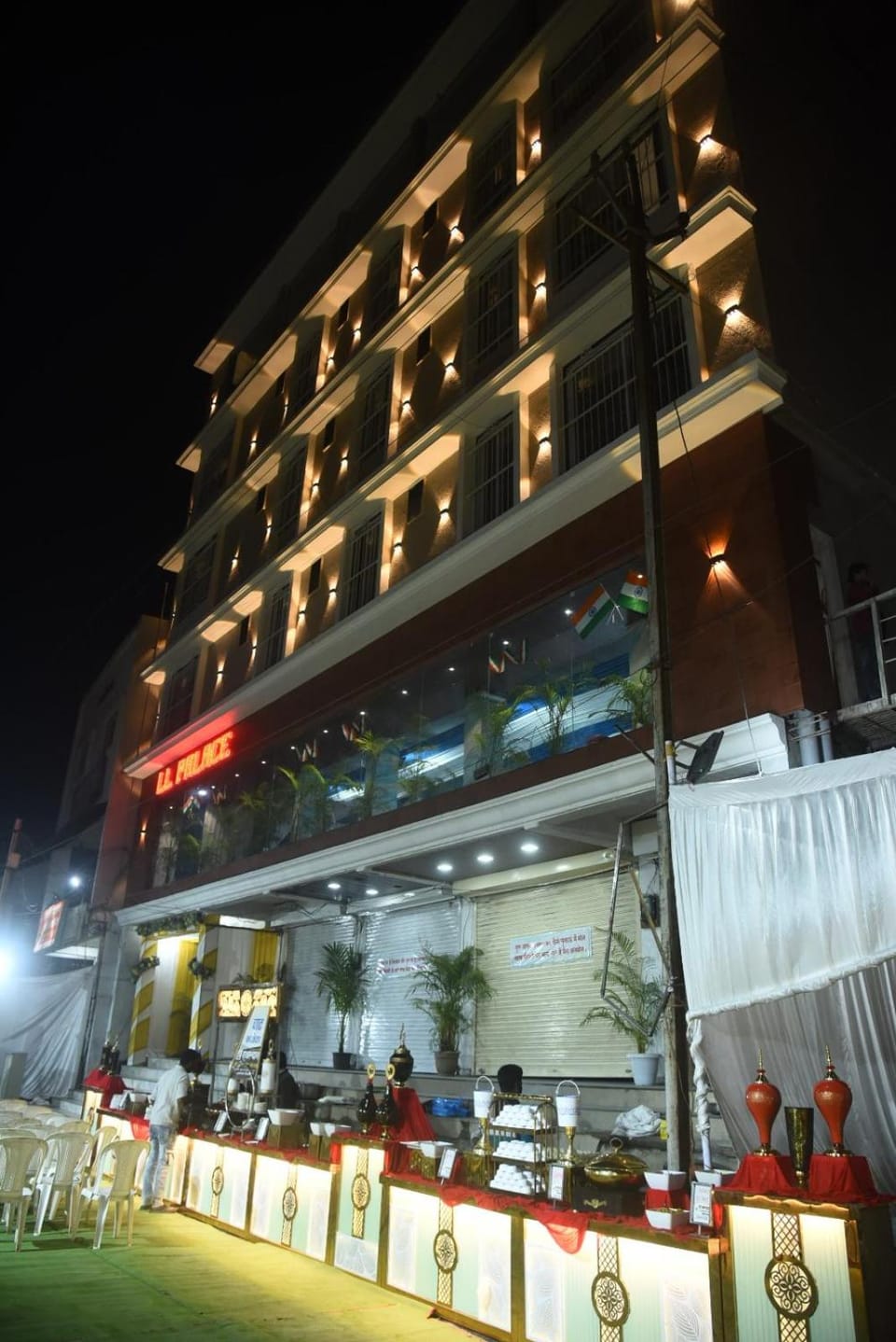 LL Palace Hotel in Maharashtra