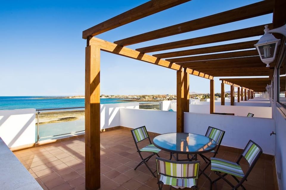 Hotel LIVVO Corralejo Beach Hotel in Corralejo