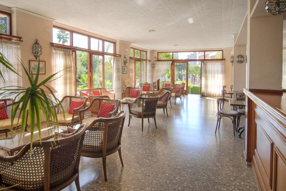 Bar/lounge