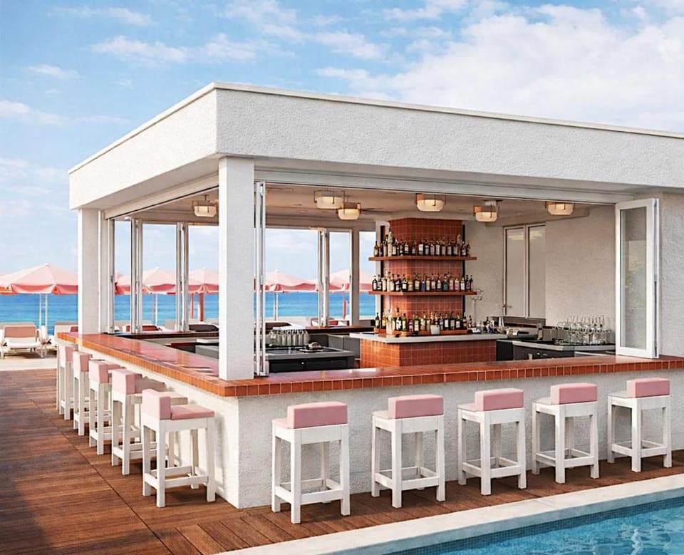 Bar/lounge