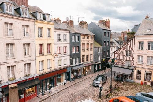 Chambre Romeo ou Juliette Hotel in Honfleur