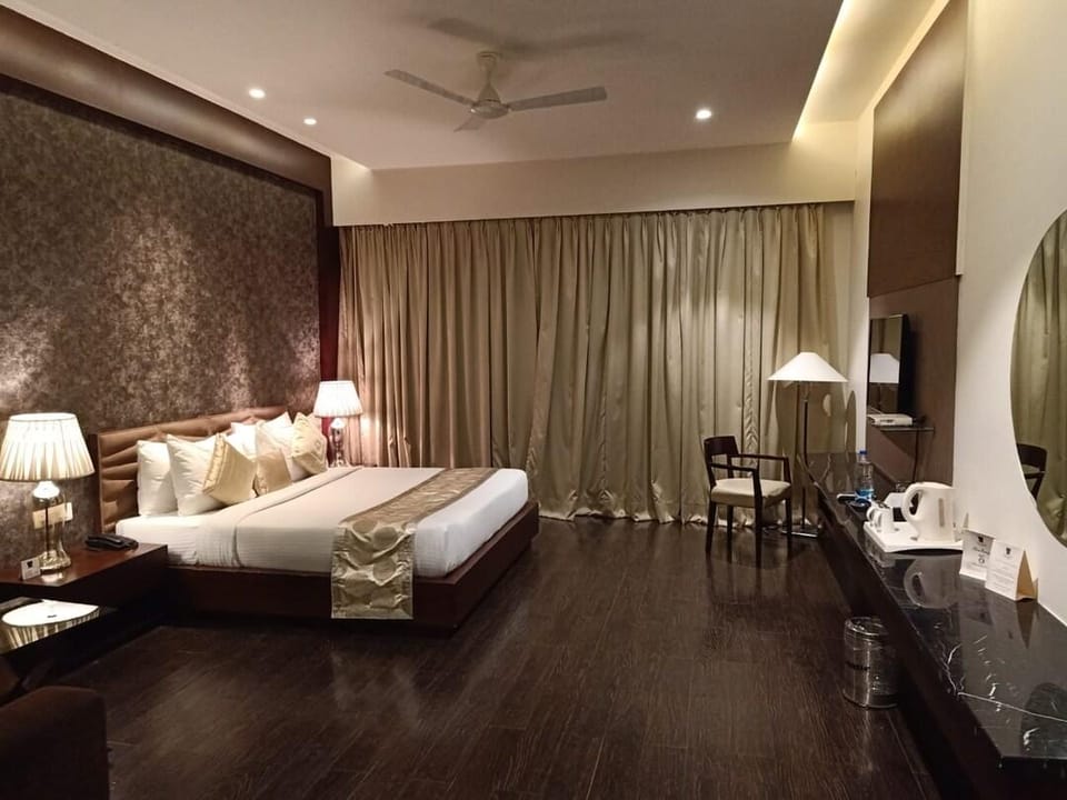 King's Cliff Hotel Hotel in Punjab, India