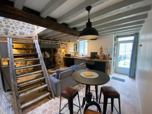 Domaine Des Tours Vauquelin Hotel in Normandy