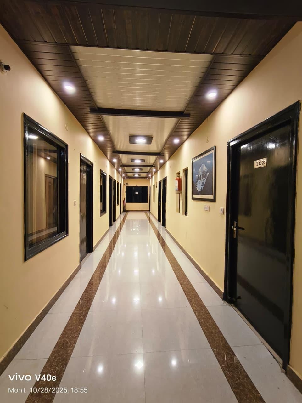 Hotel Trvaller Inn Hotel in Uttarakhand