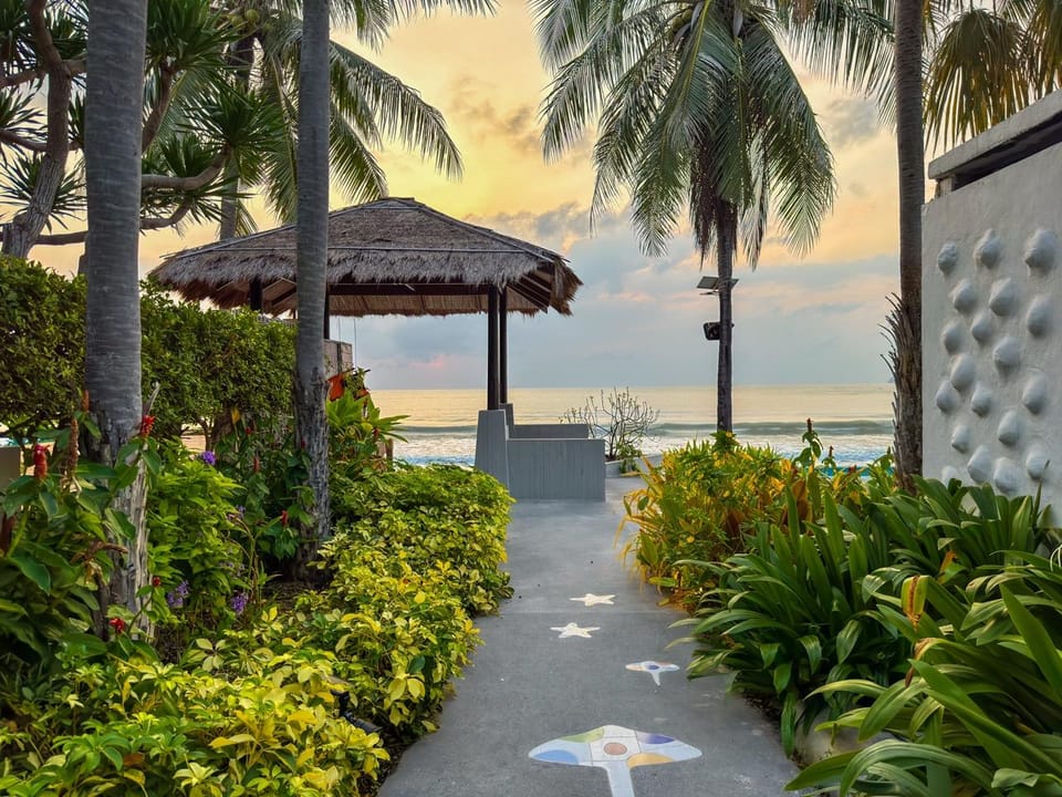 Minitel By The Sea - Pranburi Resort in Prachuap Khiri Khan, Thailand