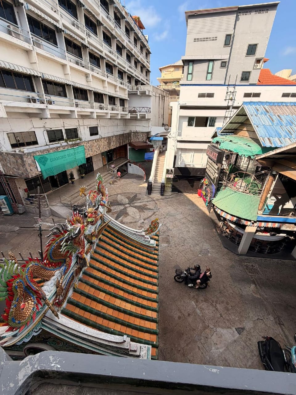Walking Street Uno Hostel Hotel in Pattaya City