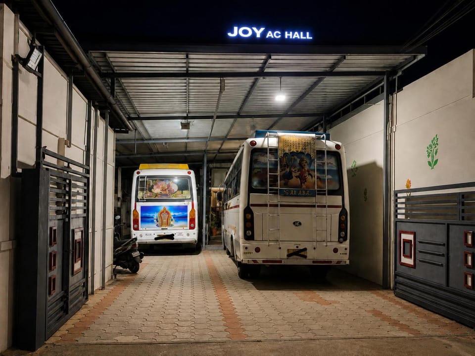Joy Ac Hall & Rooms Hotel in Tamil Nadu