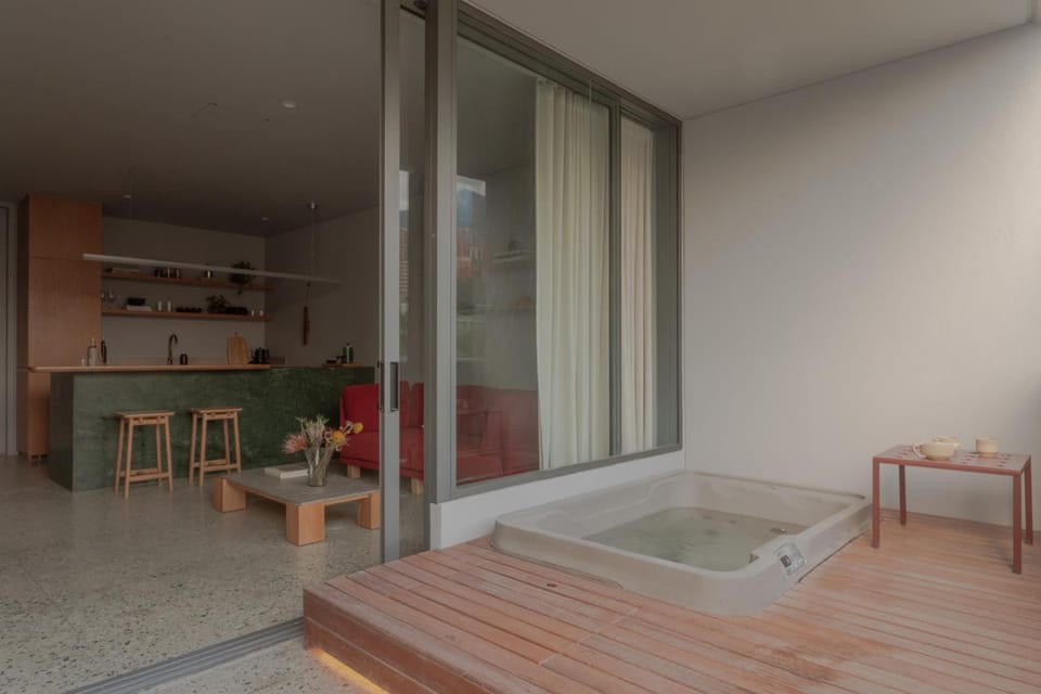 Hot tub