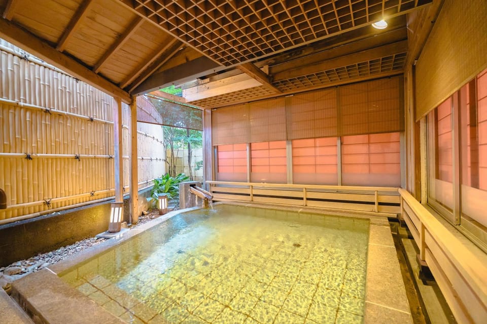 Open air bath